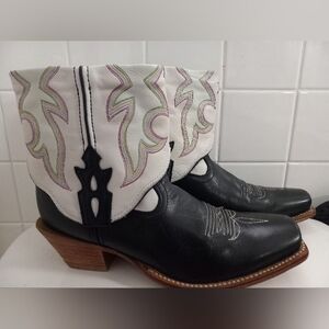 twisted x boots size 9.5 B